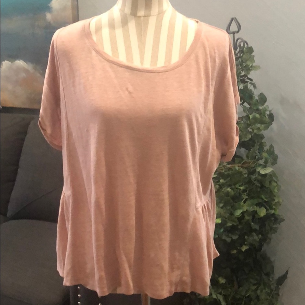 NWT top with ruffled bottom